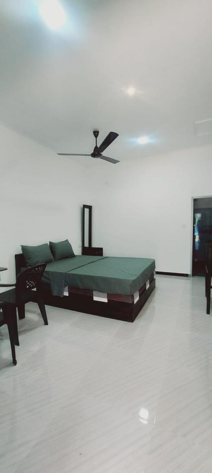 Nilaveli Beach Rooms エクステリア 写真