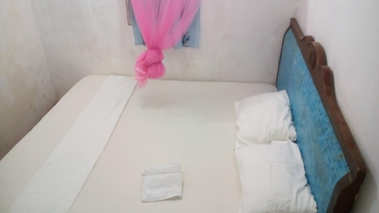 Nilaveli Beach Rooms エクステリア 写真